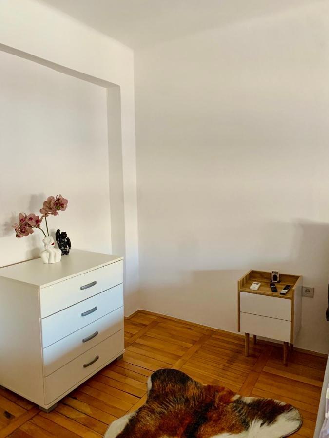 City Center Square Deluxe Nest Podgorica Luaran gambar