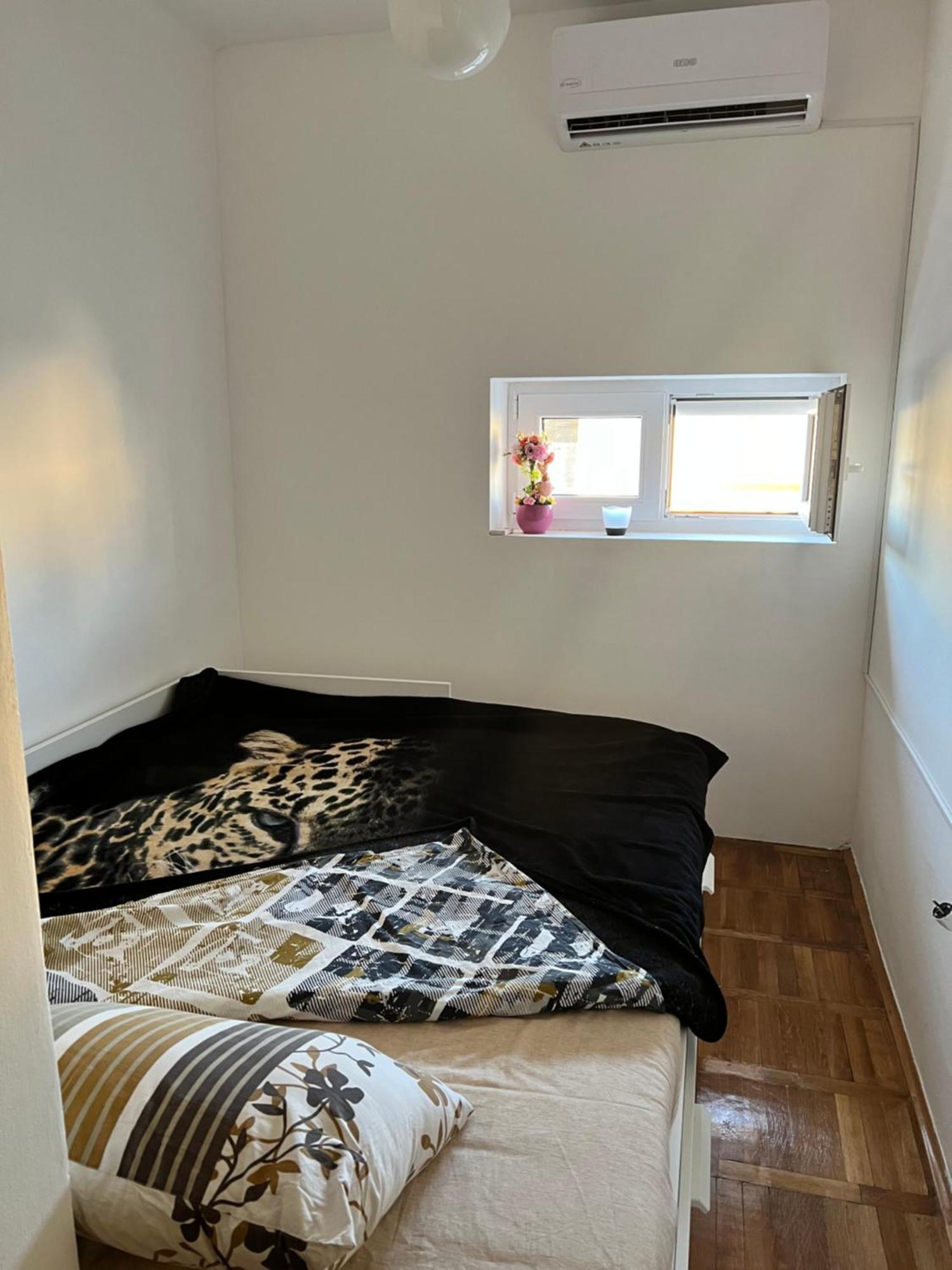 City Center Square Deluxe Nest Podgorica Luaran gambar